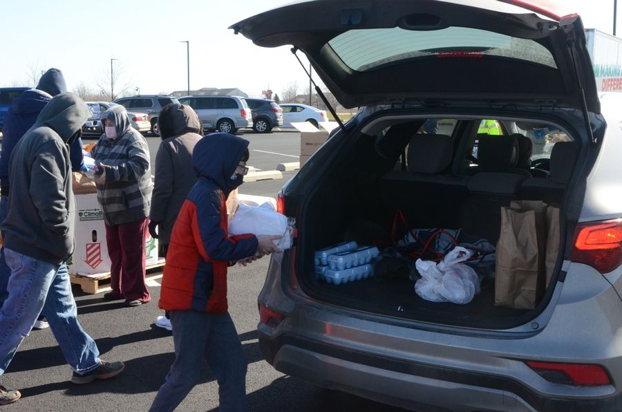 Montgomery drive-thru pop-up food pantry to feed 200 families